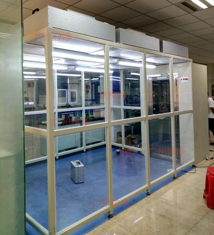潔凈棚的尺寸應根據潔凈車間的需求而定，形狀一般采用矩形或方形，便于清潔和維護。