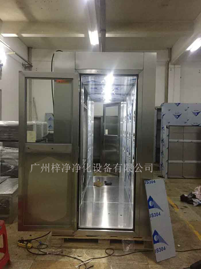 關(guān)于風(fēng)淋室電源質(zhì)量問題的探討